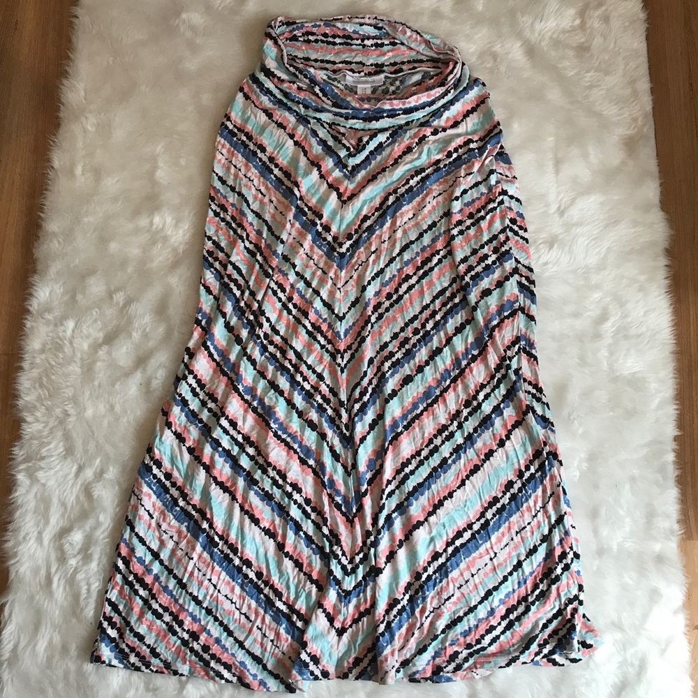 Motherhood size medium maxi skirt